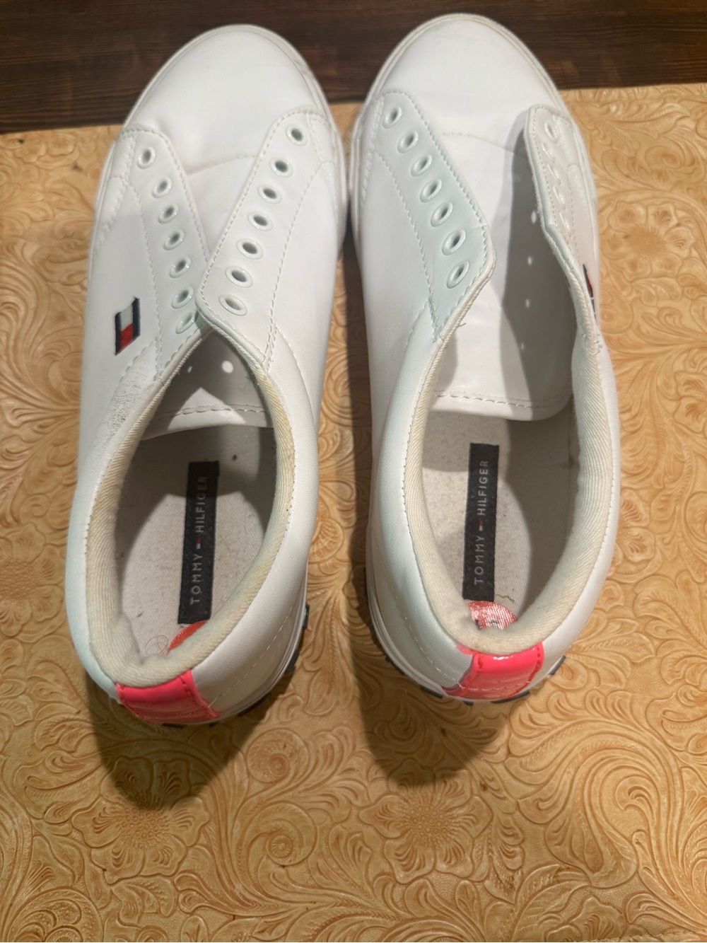 Tommy Hilfiger White Slip-On Sneakers with Pink Heel Tab